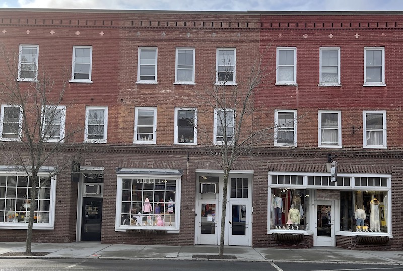 Photo of 39 Central Street office building downtown Wodstock, Vermont